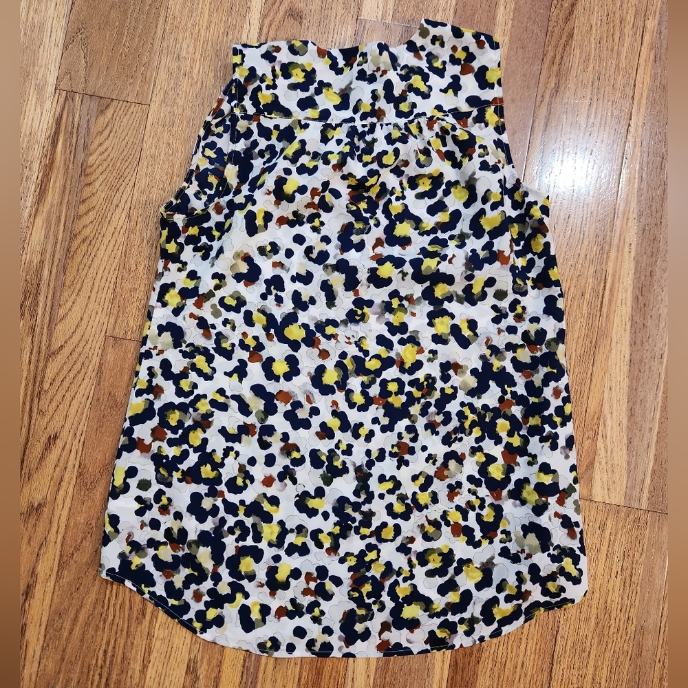Cabi #5222 fierce top, medium - Picture 8 of 10